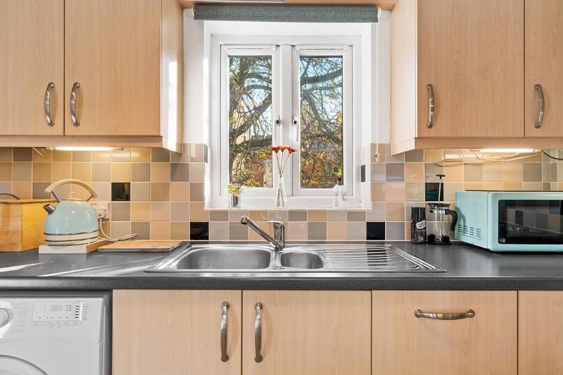 Chestnut Contractor Stays Wellingborough Szoba fotó